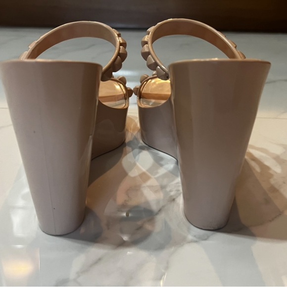 Carmen Sol Blush Wedges - size 7. Like new! Made in Italy. Originally$225. $75 - Picture 4 of 5